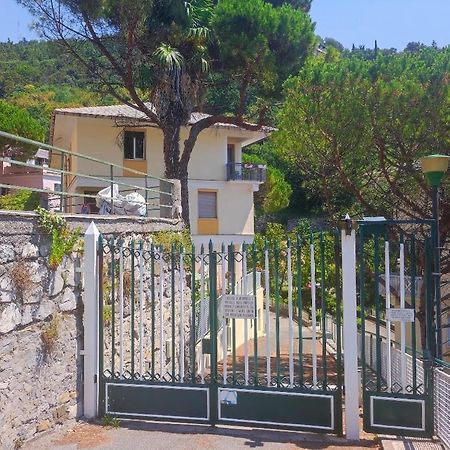 Forti Genova-Free Parking Castellaccio Apartment Εξωτερικό φωτογραφία