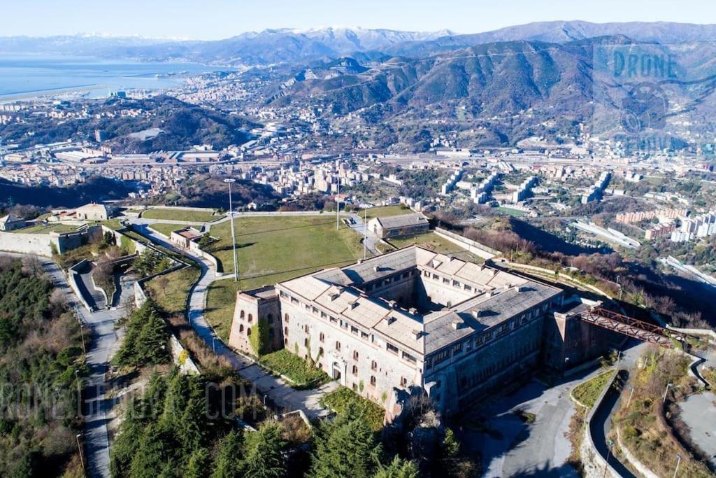 Forti Genova-Free Parking Castellaccio Apartment Εξωτερικό φωτογραφία